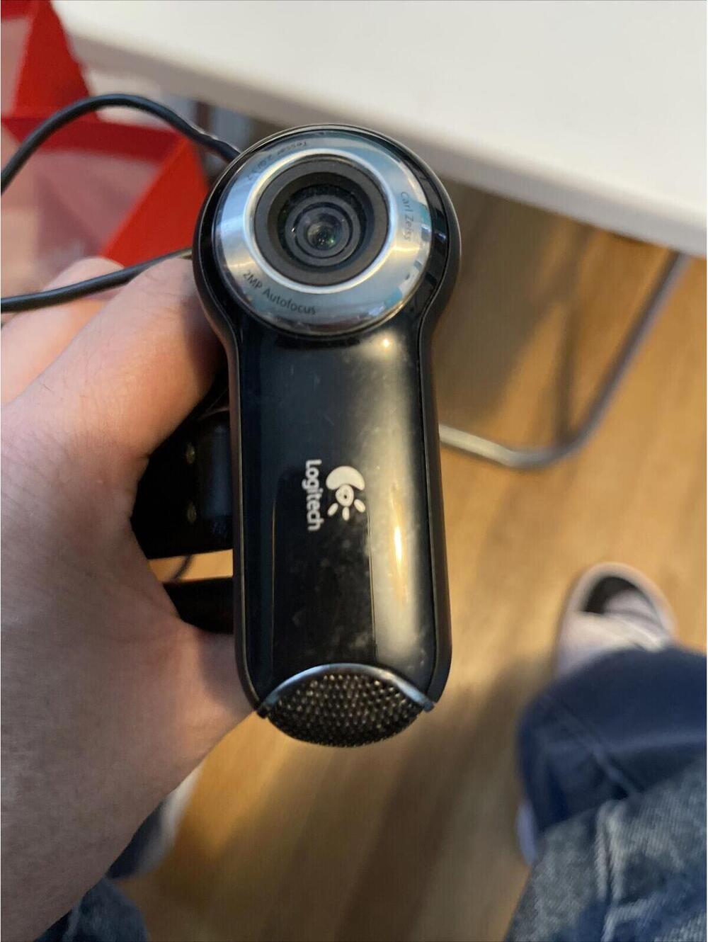 Logitech QuickCam Pro 9000 HD USB Webcam V-UBM46 Carl Zeiss 2MP Autofocus (13) - Picture 7 of 12